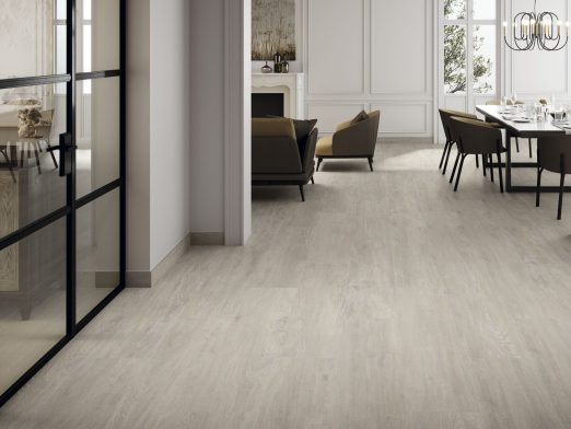 Amb 6651 Ash 318x147 web 522x392 - Vancouver 6651
