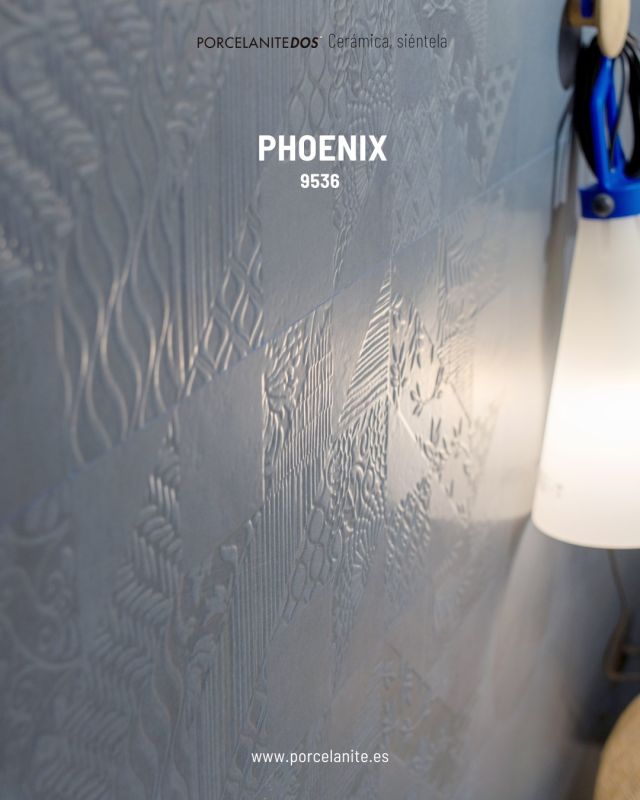𝐏𝐡𝐨𝐞𝐧𝐢𝐱 𝟗𝟓𝟑𝟔 𝐑𝐞𝐥𝐢𝐞𝐯𝐞 𝐍𝐮𝐫. Este cuidado relieve lleno de detalles está especialmente diseñado para aportar un gran valor decorativo a las superficies. Disponible en cuatro tonalidades distintas para combinar con diferentes estilos.

📐30×90 cm
🎨White, Smoke, Grey, Blue

——————

𝐏𝐡𝐨𝐞𝐧𝐢𝐱 𝟗𝟓𝟑𝟔 𝐑𝐞𝐥𝐢𝐞𝐯𝐞 𝐍𝐮𝐫. This intricately crafted relief is specially designed to provide significant decorative value to surfaces. Available in four distinct tones to complement various styles.

📐30×90 cm
🎨White, Smoke, Grey, Blue

INFO
https://my.mtr.cool/yrlxihitbp
(+34) 964 361 190
porcelanite@porcelanite.es

#porcelanitedos #tile #tiletrend #designandbuild #designinspiration #tileinspiration #tileinspo #walltiles #revestimiento #superficiescontemporaneas #bathroomideas #bathroomdesign #bathrooms #architecture #interiordesign