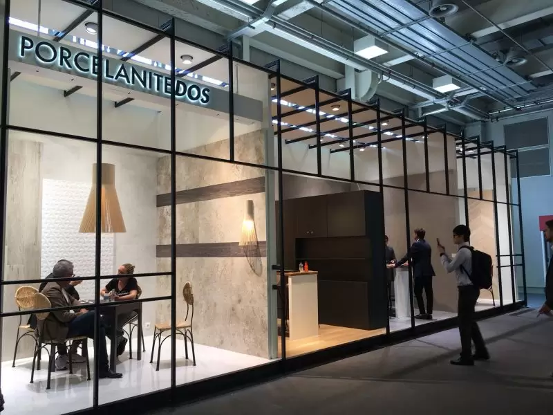 stand cersaie 800x600 1 - Porcelanite Dos concluye Cersaie 2018 con un rotundo éxito